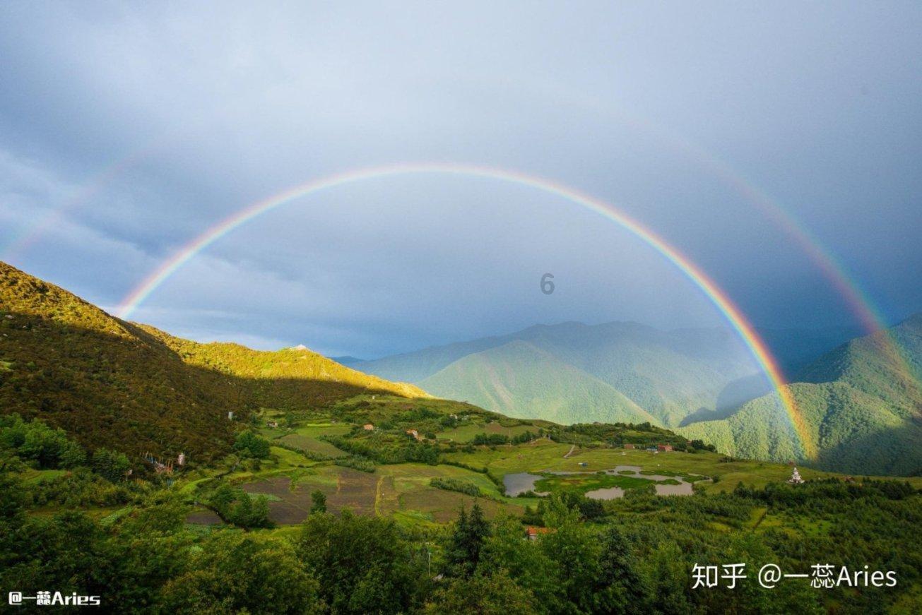 “这4种”特色小吃,当地人都不吃了,外地人还傻乎乎的排队买呢