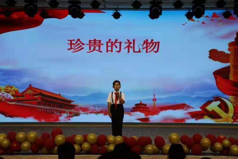 欢声笑语暖山城 全国相声小品优秀节目展演走进重庆