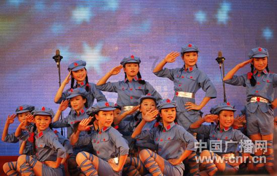 郑导有意找蒋勤勤客串纯元,为啥被她拒绝了?四大爷:我不愿意!